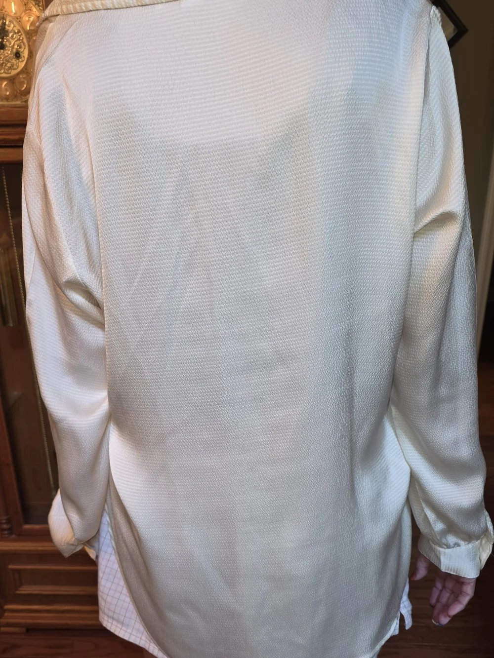 Michael Kors Cream Textured V-Neck Long Sleeve Blouse with Gold Eyelets